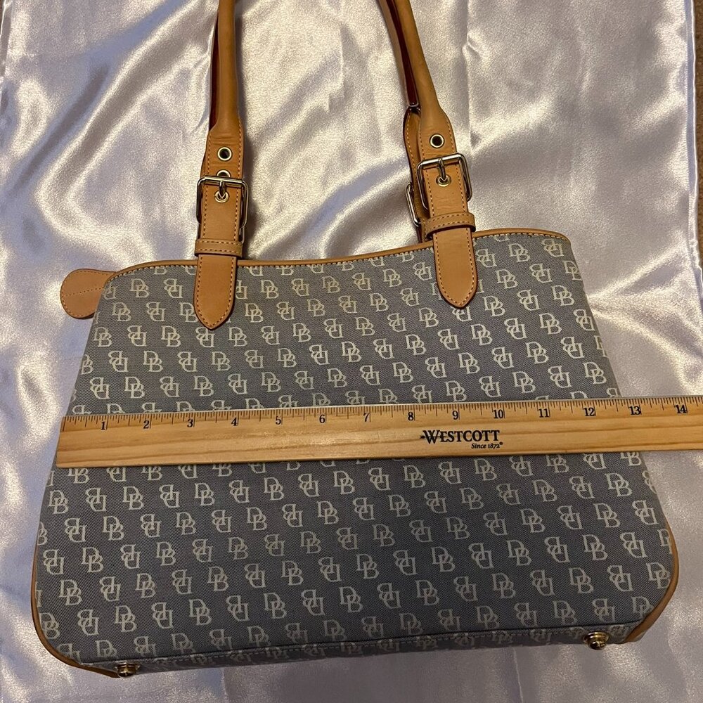Dooney & Bourke Signature Buckle Satchel – Grey/White with Natural Trim - Picture 11 of 16